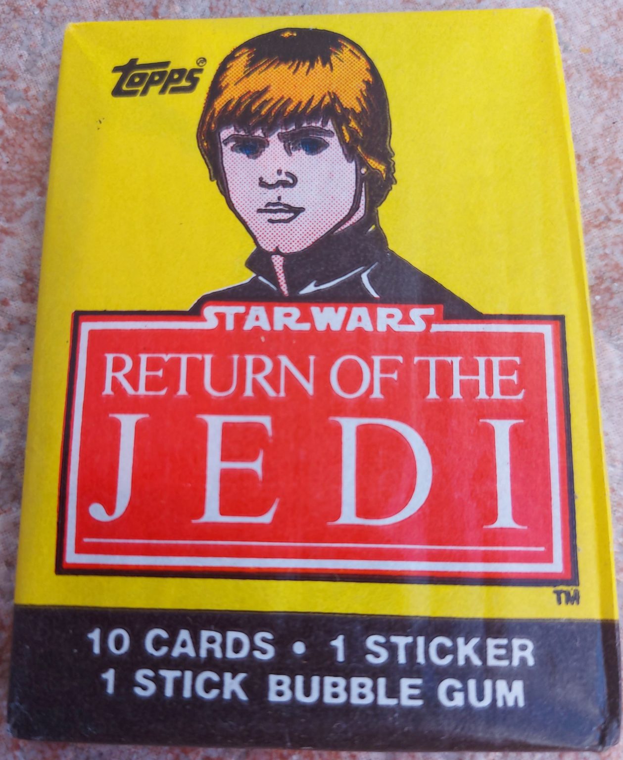 Star Wars Return of the Jedi 1st series genuine sealed unopened wax pack cards with gum from Topps, 1983. Luke Skywalker.